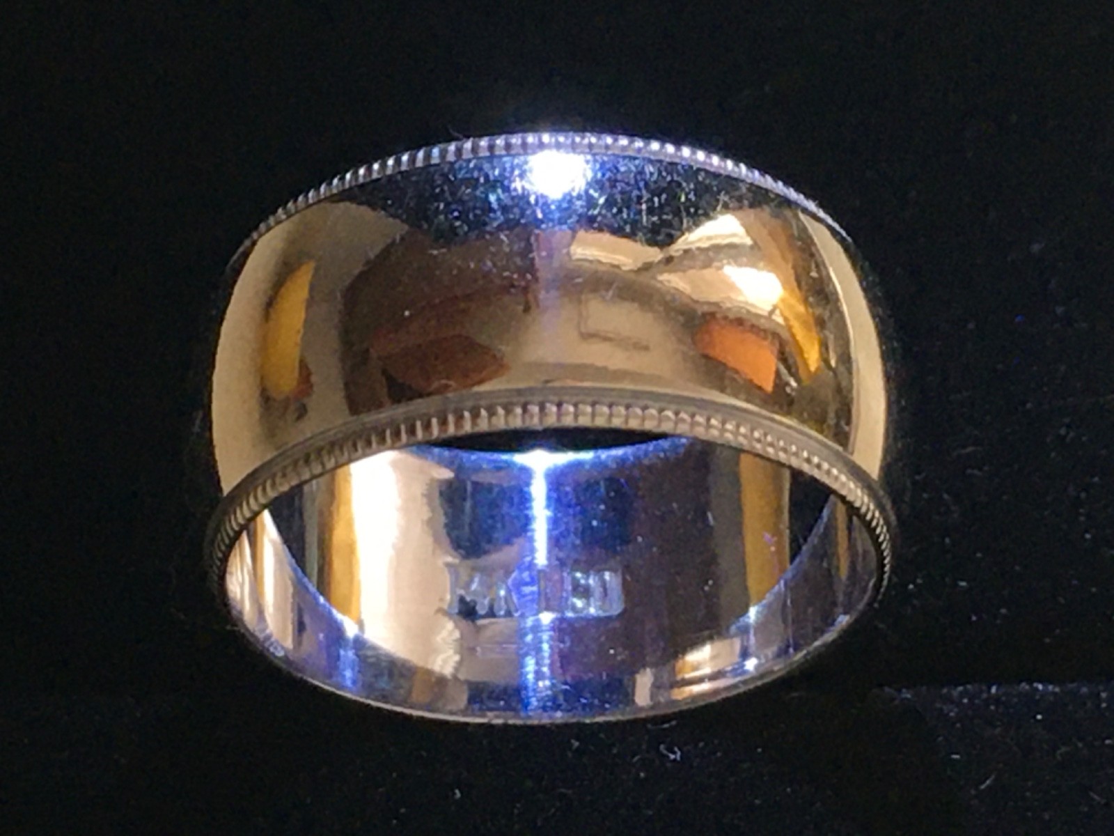 VINTGE ESTATE APROX 8 mm TALL WIDE STAMPED 14k WG BAND RING SZ 4.75 APPROX 4g