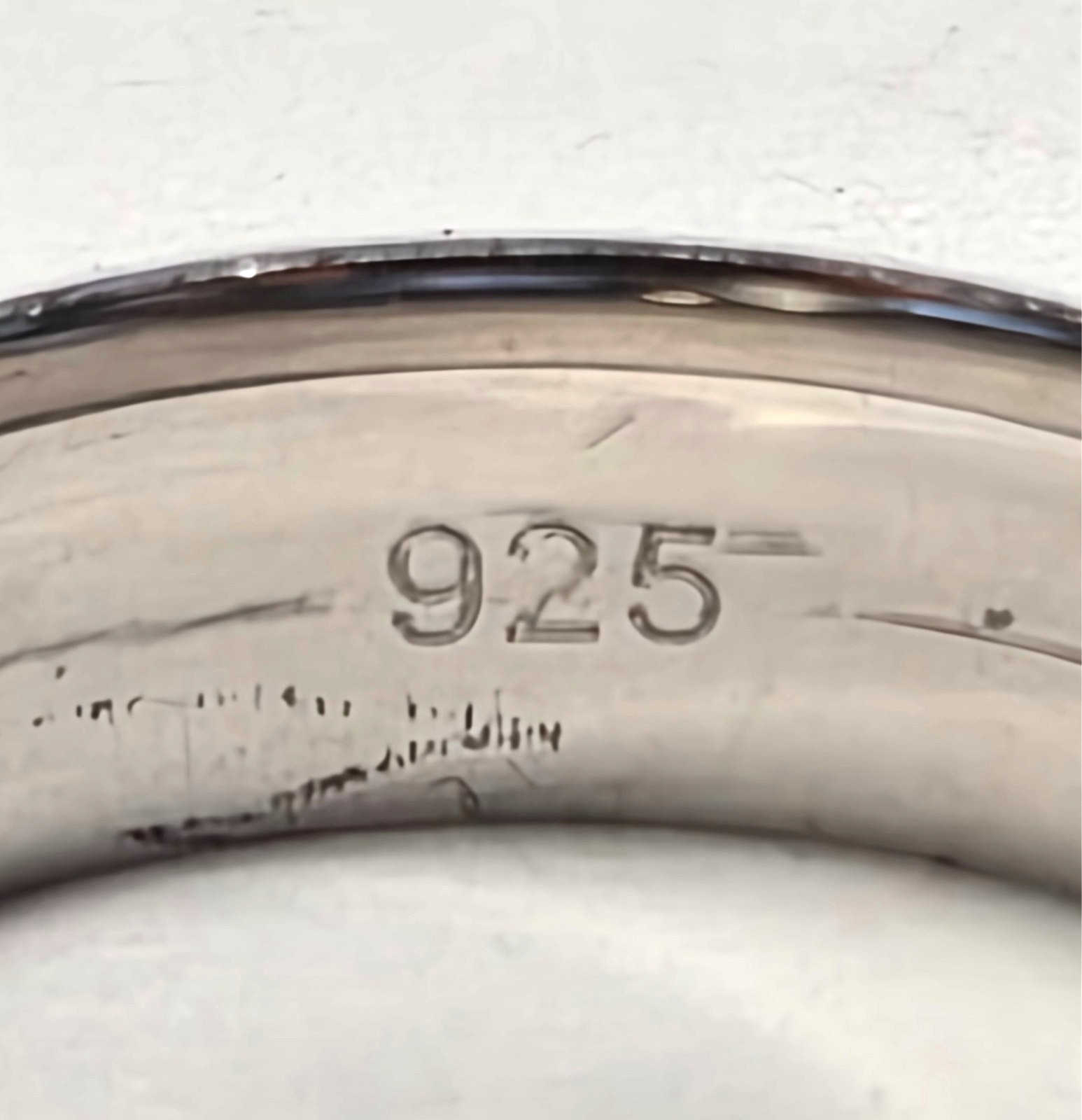 Estate 925 Sterling Silver Plain Wedding Band Ring Size 9