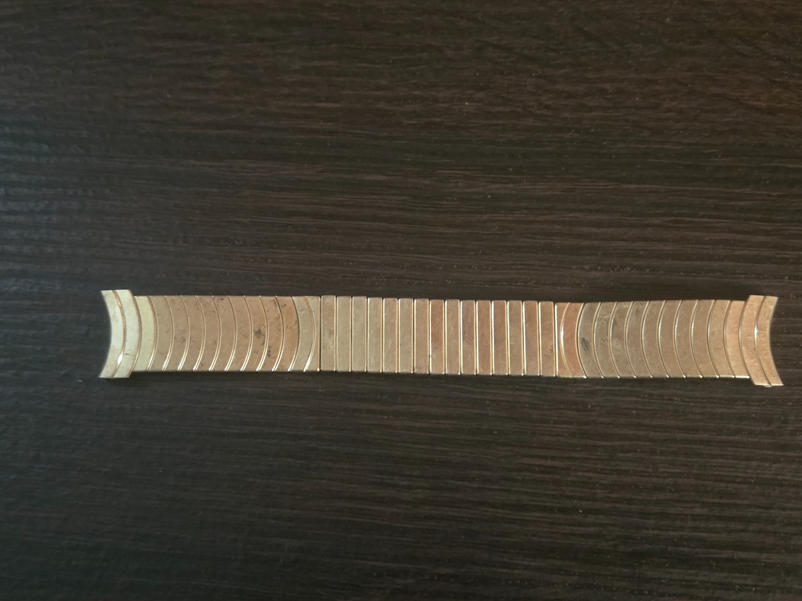 Vintage Champion USA Gold Tone Expansion Watch Band Curved Ends