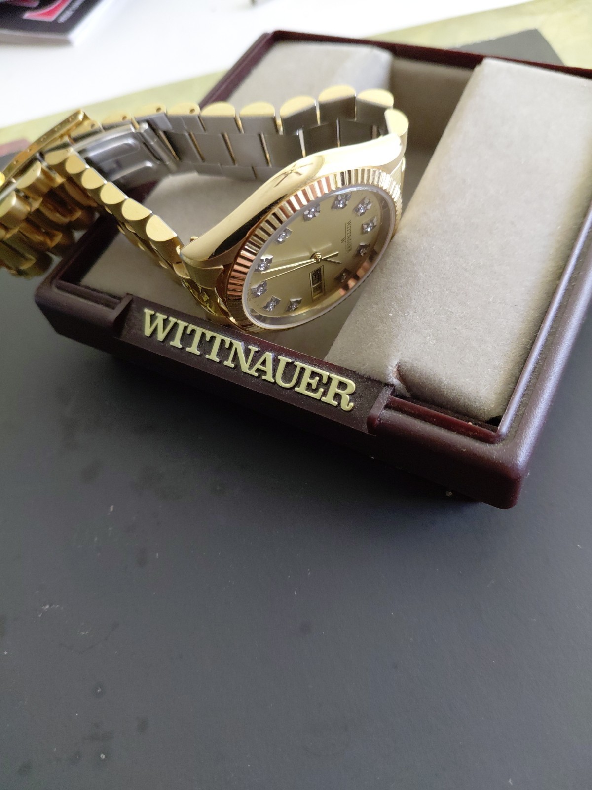 Vintage Wittnauer Swiss Crystal Indice Day Date Quartz Watch – New Battery