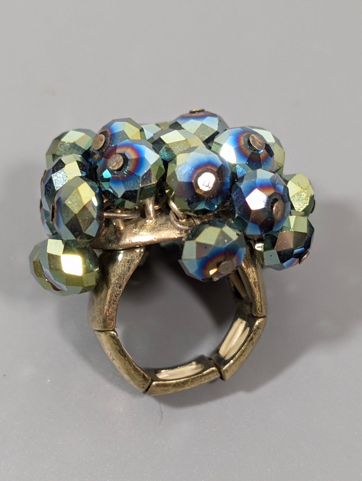 Green AB Faceted Glass Bead Charm Cluster Cocktail Ring Stretch 7