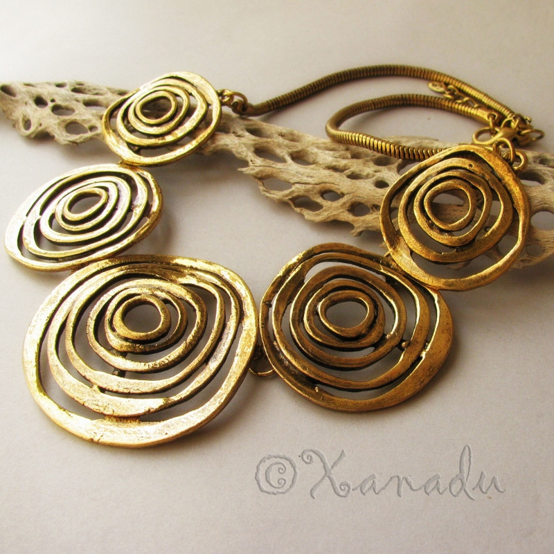 Gold Tone Spiral Circle Statement Necklace Modern Geometric Fashion Jewelry
