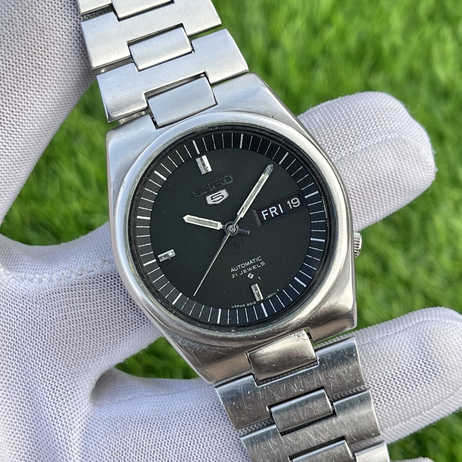 Vintage Seiko 5 Automatic 17J Dress Formal Japan Made Men’s Watch 6319-6010