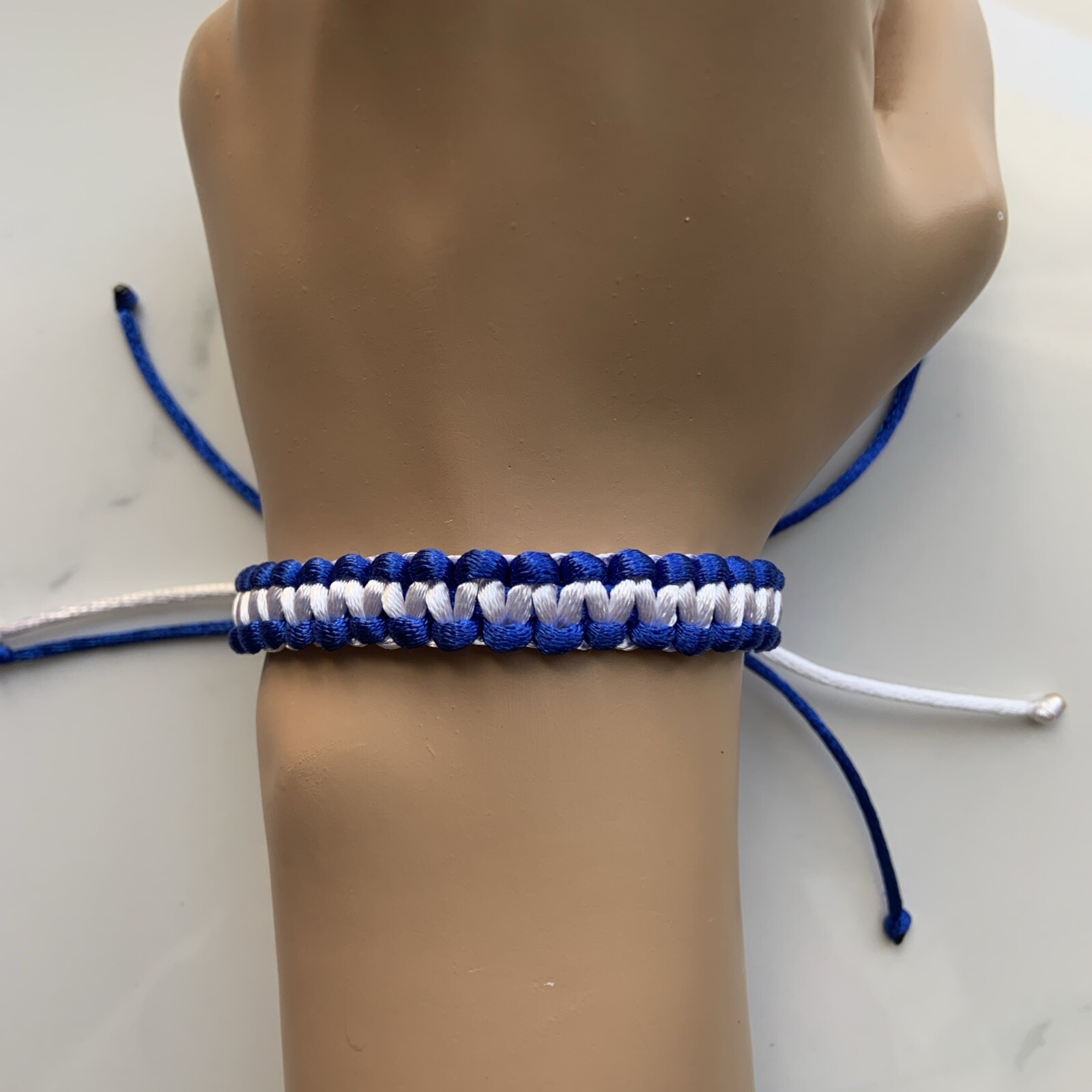 ISRAEL Bracelet BLUE & WHITE צמיד Satin Rattail Cord Shamballa Nylon Macrame (C)