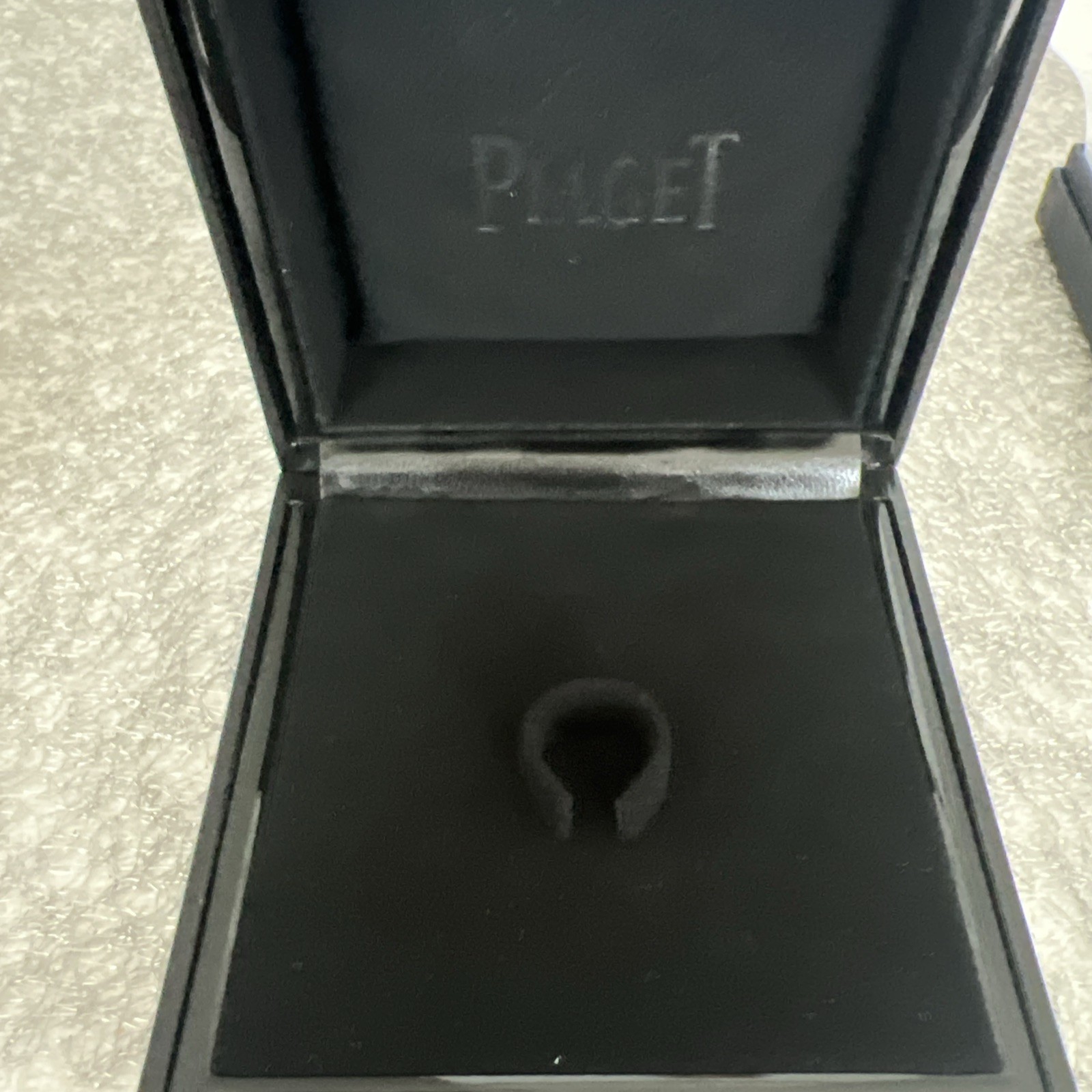 AuthenticPiaget Black Presentation Box for Rings 3.5″x3.5″x2″