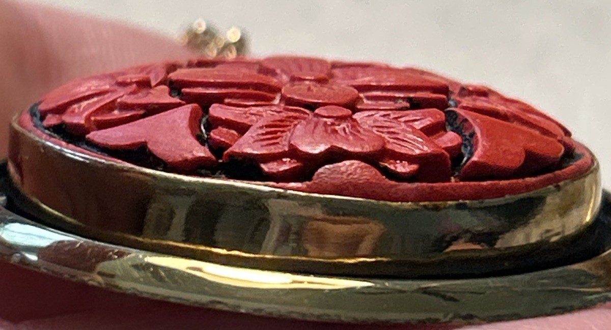 Vintage Carved Cinnabar Pendant Necklace Red Floral Medallion Gold Tone 16” 60’s