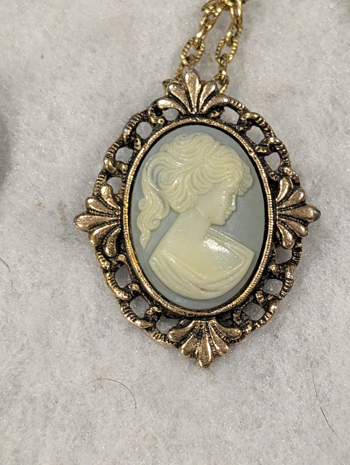 Vintage Lot of 2 Cameo by Peri Necklace – Costume Jewelry – 24 Inch Long Chain