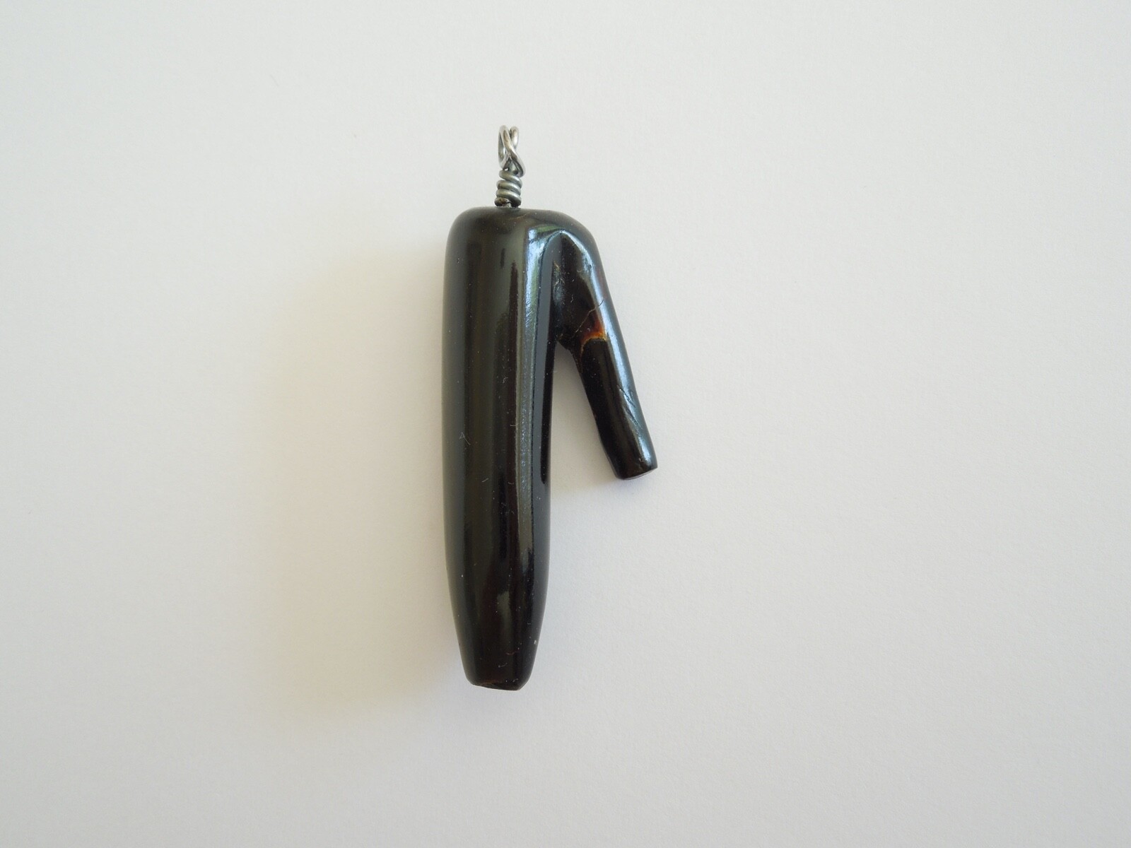 Pendant Made Of Black Branch Coral 6.6 G/5.3 X 2.0 Cm