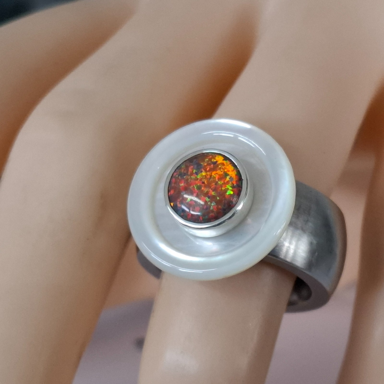 – Beautiful synthetic opal head set in silver for Charlotte 21 –
