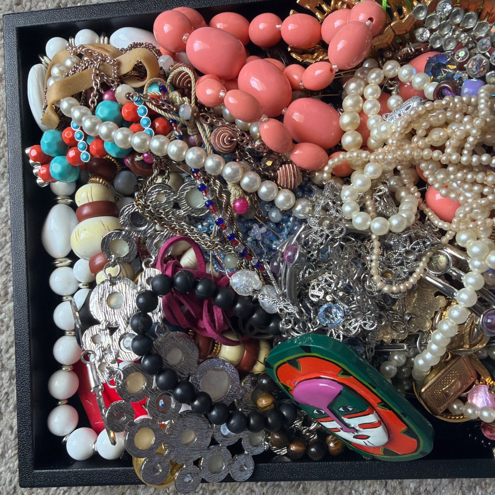 5.76 Lbs Bulk Craft Jewelry Lot Junk Repurpose Beads Wearable As Pictured As Is