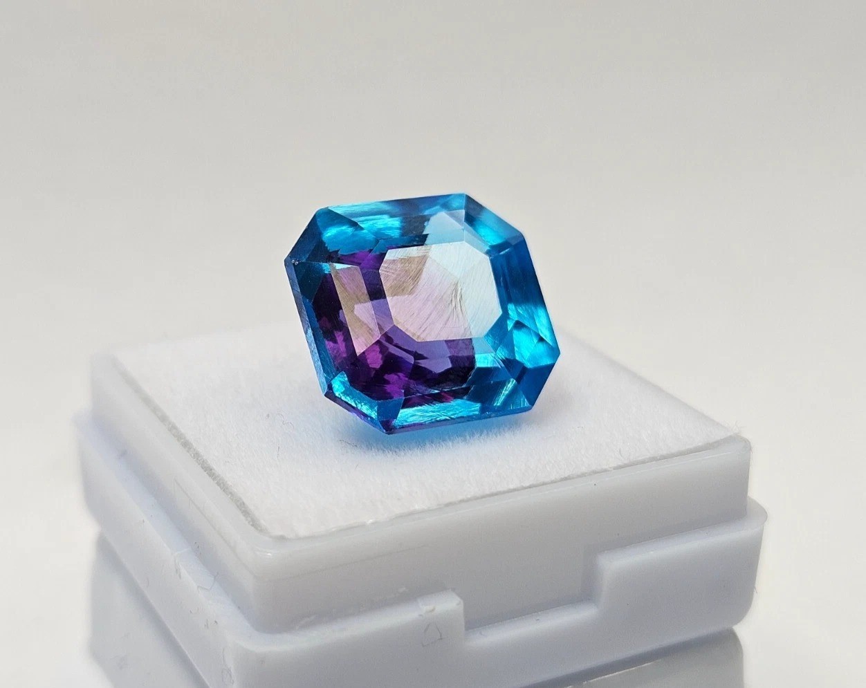 Bi-Colour Pitambari Sapphire Asscher Cut 12-13 Ct Loose Gemstone EGL Certified