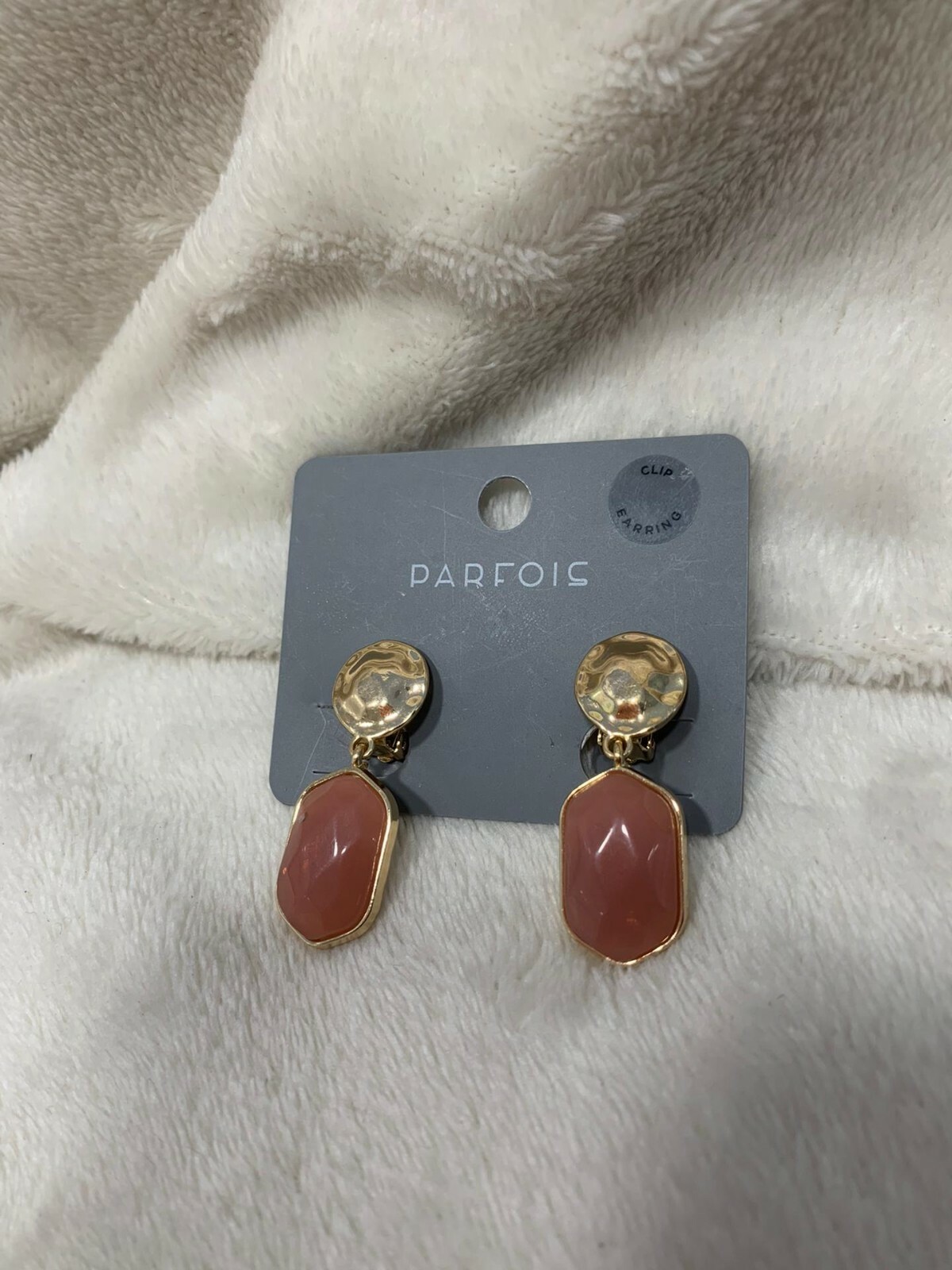 NEW Parfois Clip Petrified Short Stud Earrings