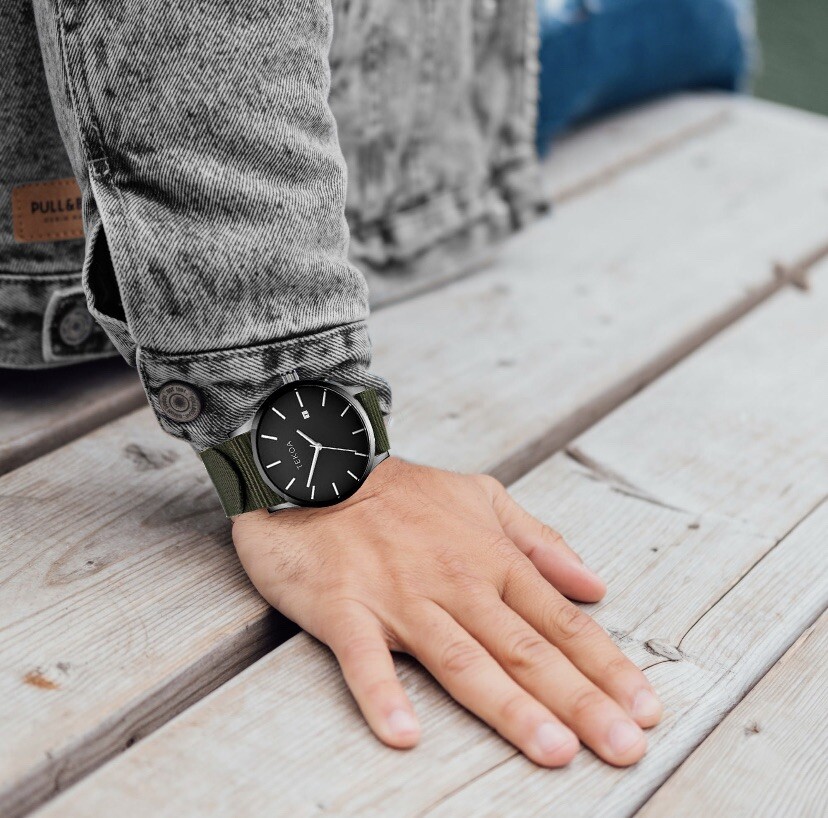 Watch Minimalist Casual Business Japan Movement for Men Women Ladies Nylon Band