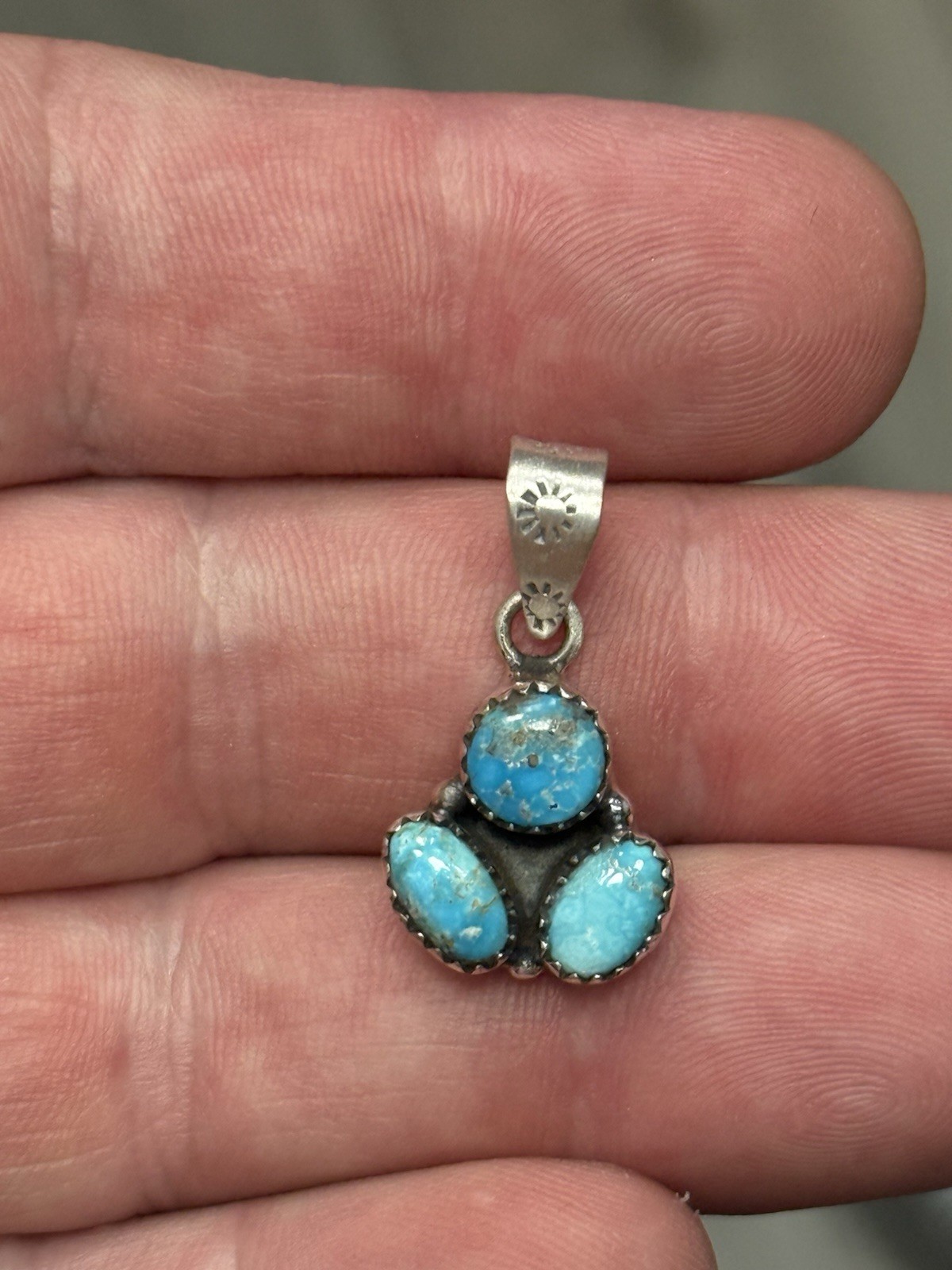 STERLING SILVER WHITE WATER TURQUOISE 3 STONE MIX SHAPE CLUSTER PENDANT .925