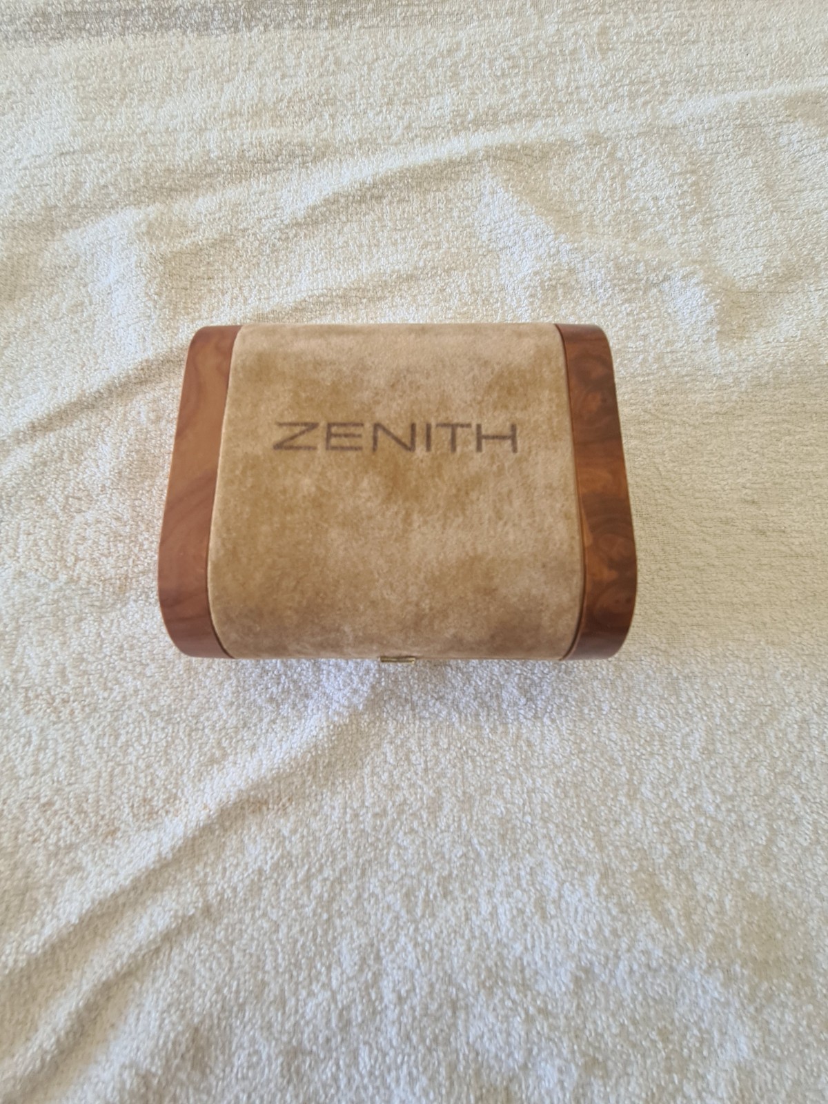Zenith Pacific 49.0020.615