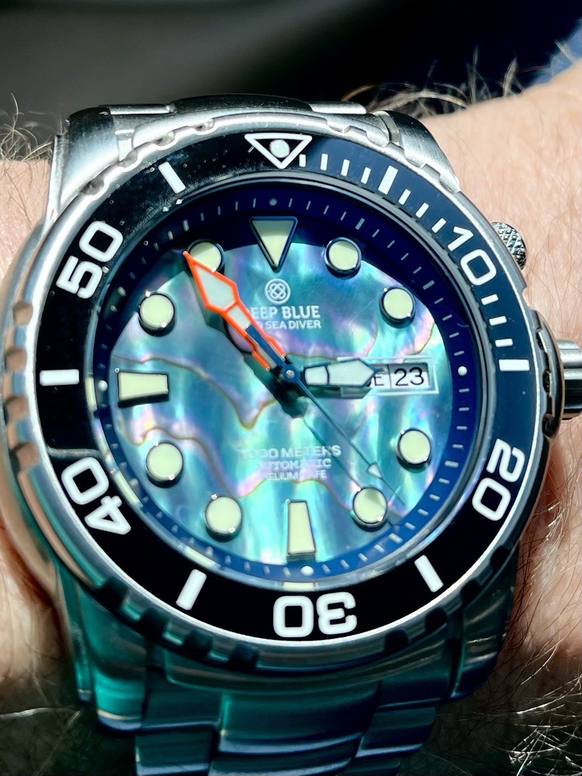 Deep Blue PRO SEA DIVER 1000M AUTO DIVE WATCH-ABALONE DIAL/Lightly Used.