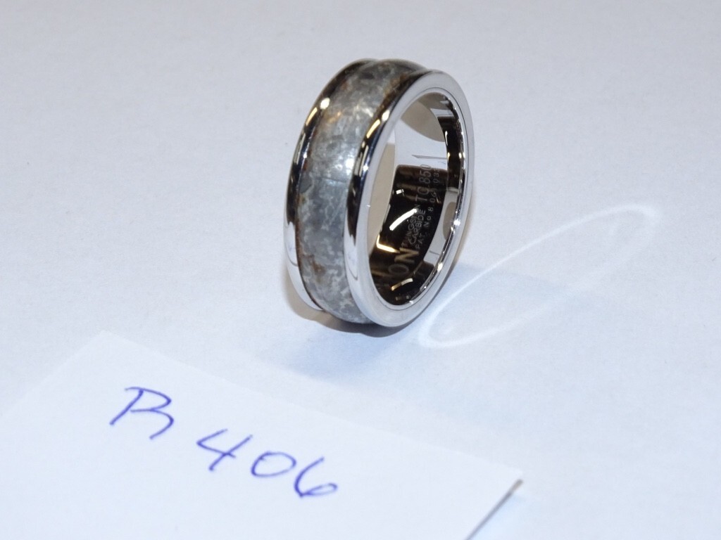 Triton Tungsten Carbide Wedding Ring 8mm Size 10 Silver w/Granite Center. #R406