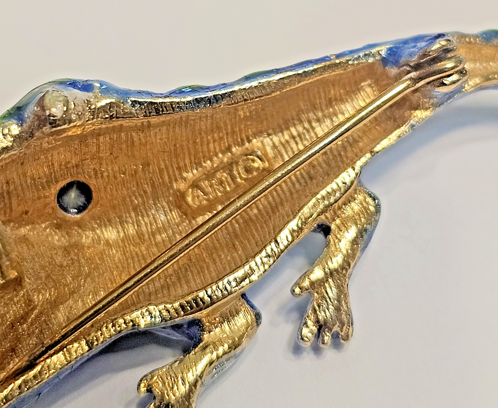 Vintage blue & Green enameled Crocodile Brooch with ART copyright