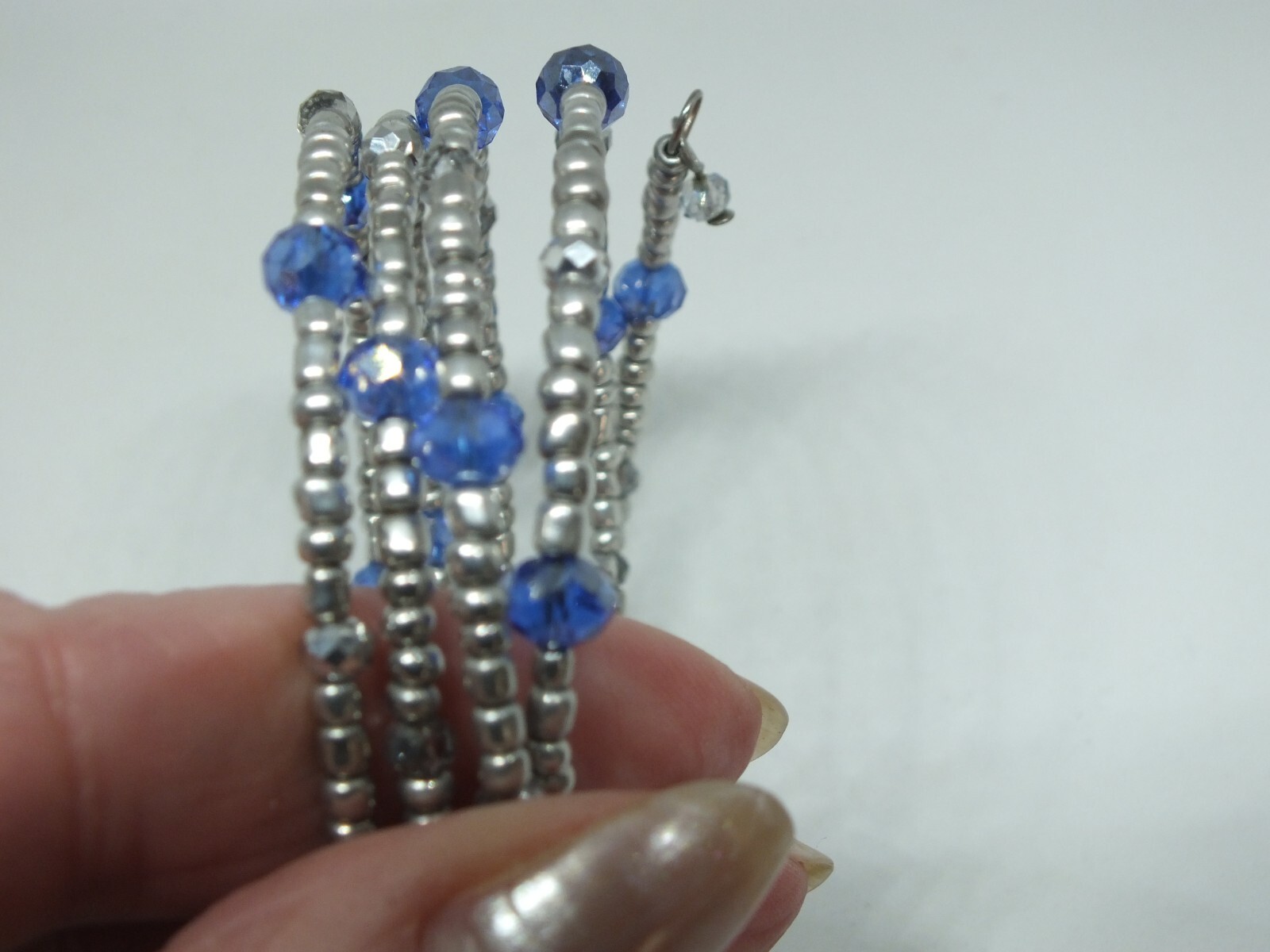 Beautiful Wrap Bracelet Silver Tone Blue Clear Beads 2 1/4 Across 3/4″ Wide