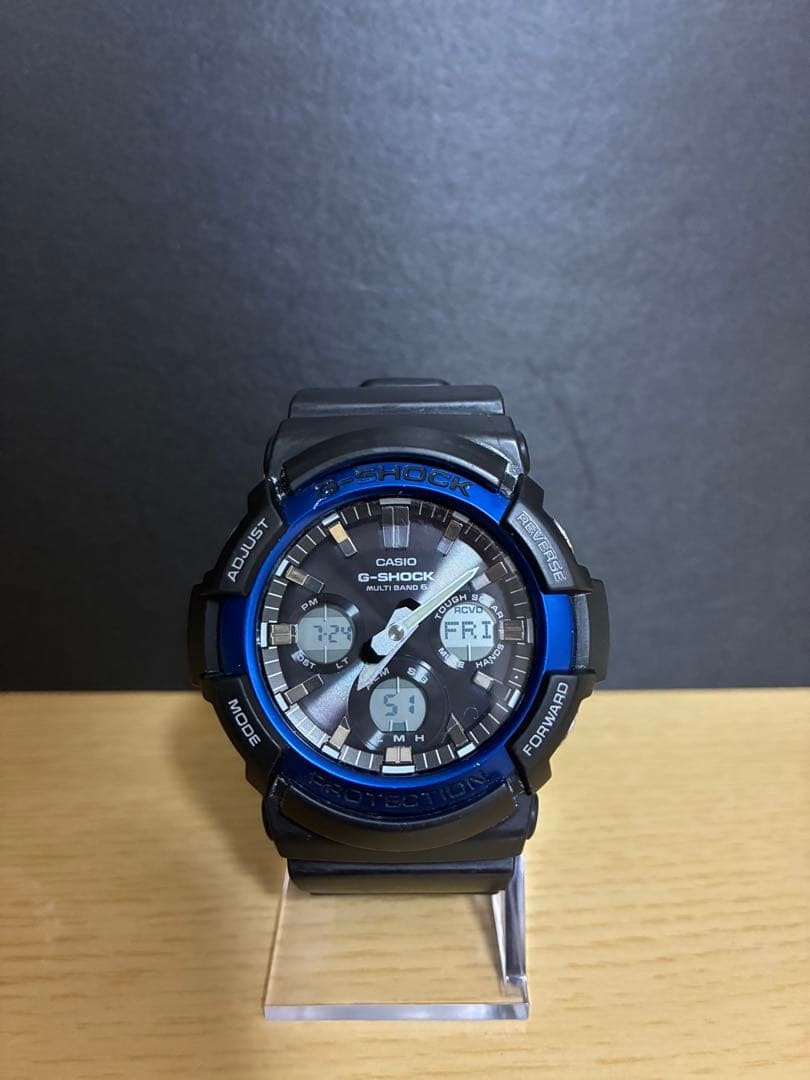 List price: 30,000 yen CASIO G-SHOCK GAW-100B Radio-controlled solar watch Casio