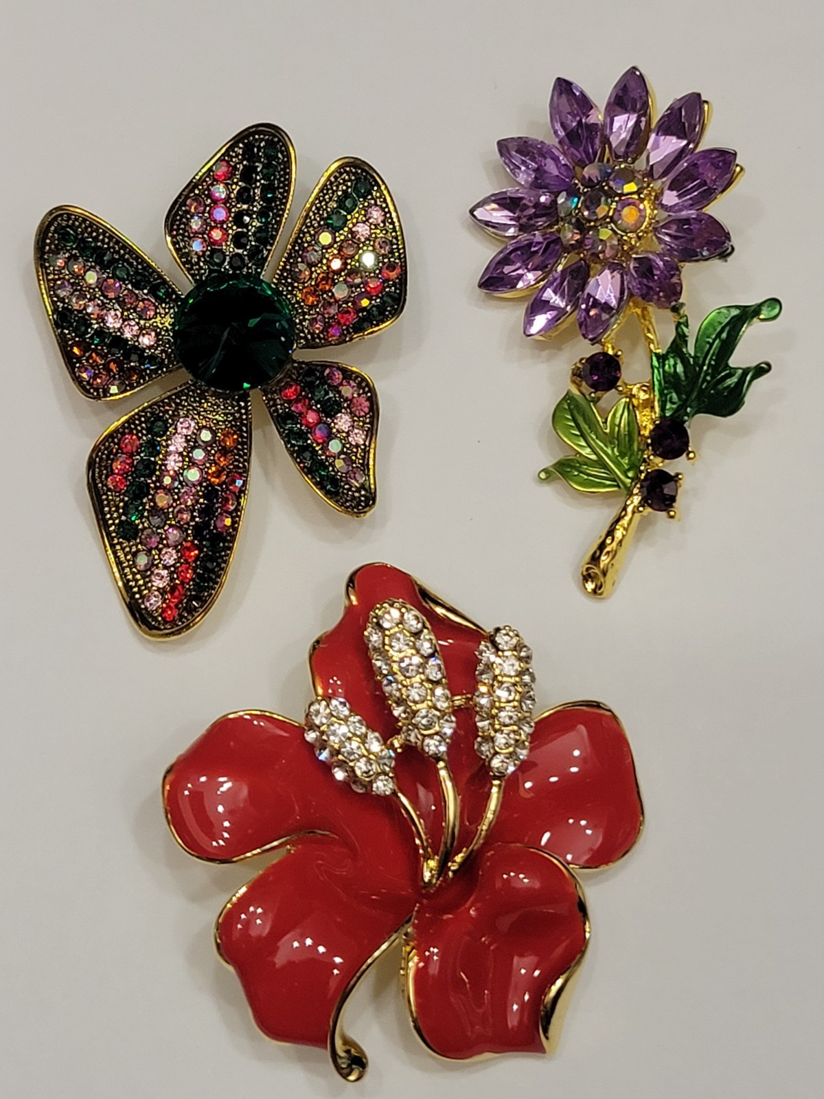 Absolutely Stunning Rhinestone Flower Floral Brooch All Occasion Lot CA USA P122