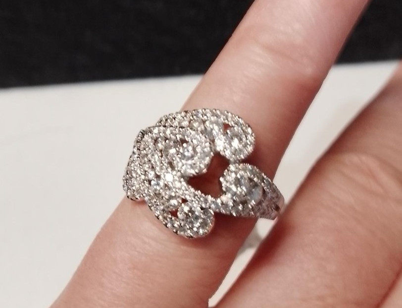 18k White Gold Diamond Ring. TDW 1.58ct. Claster Dress ring. M size. New/tag/box