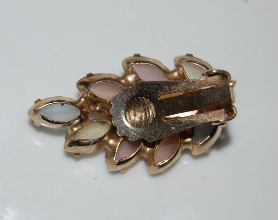 ELEGANT VTG MCM MULTI COLORED PASTEL FROSTED CRYSTALS EAR CLIMBERS CLIP EARRINGS