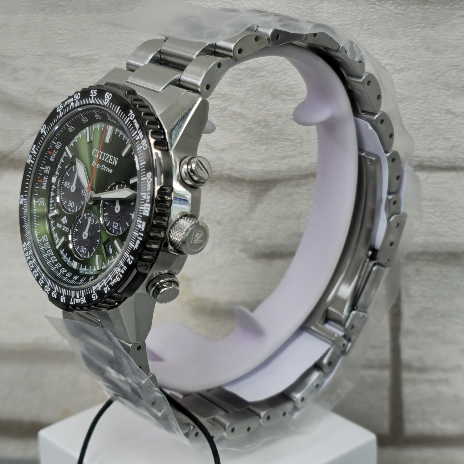 Citizen Promaster Navihawk CA4664-60W Eco-Drive Chrono Green Dial 40mm Watch