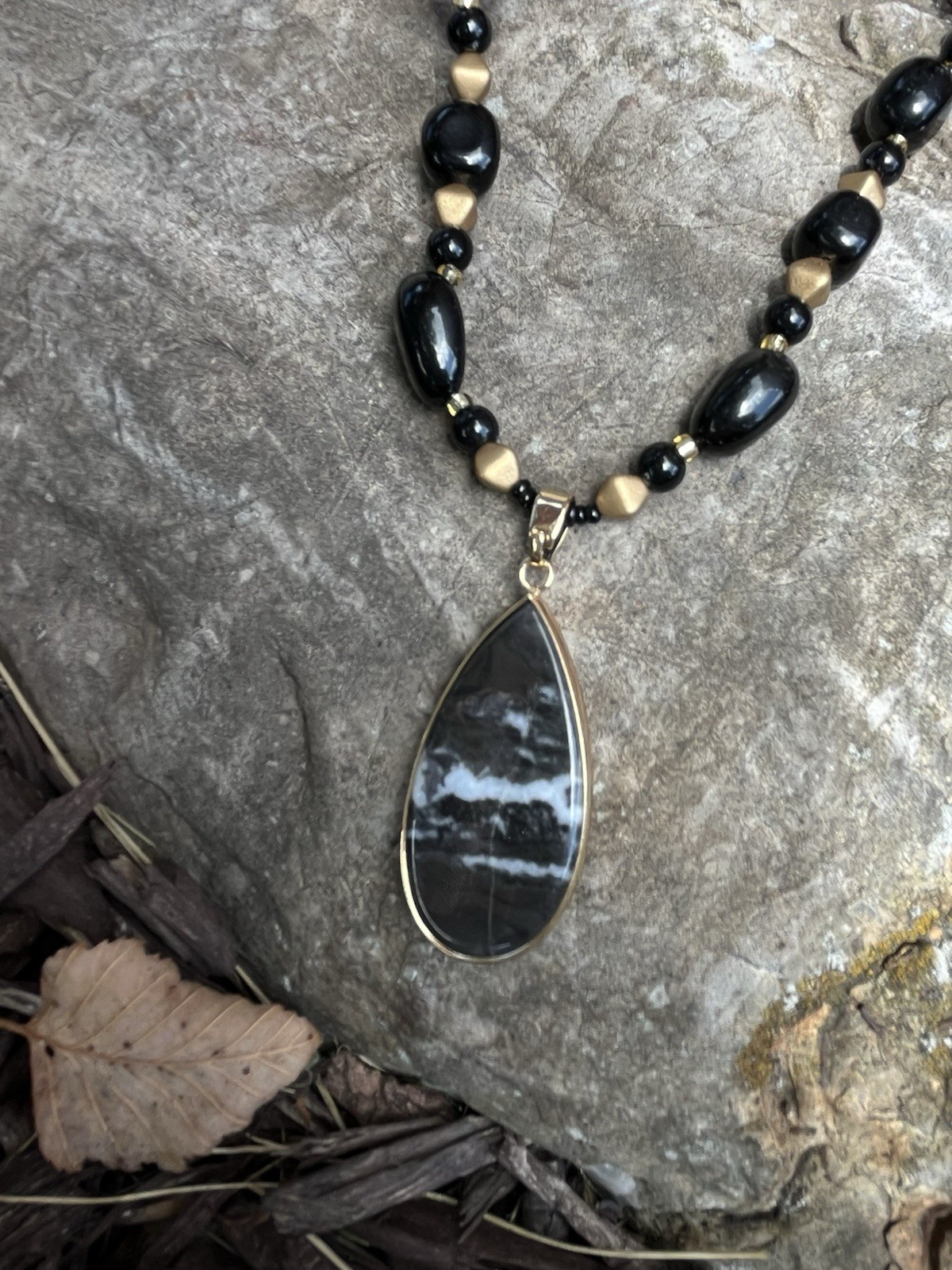 Black & Gold Zebra Jasper Pendant Necklace, Blk Agate accents ~ 23″ Handcrafted!