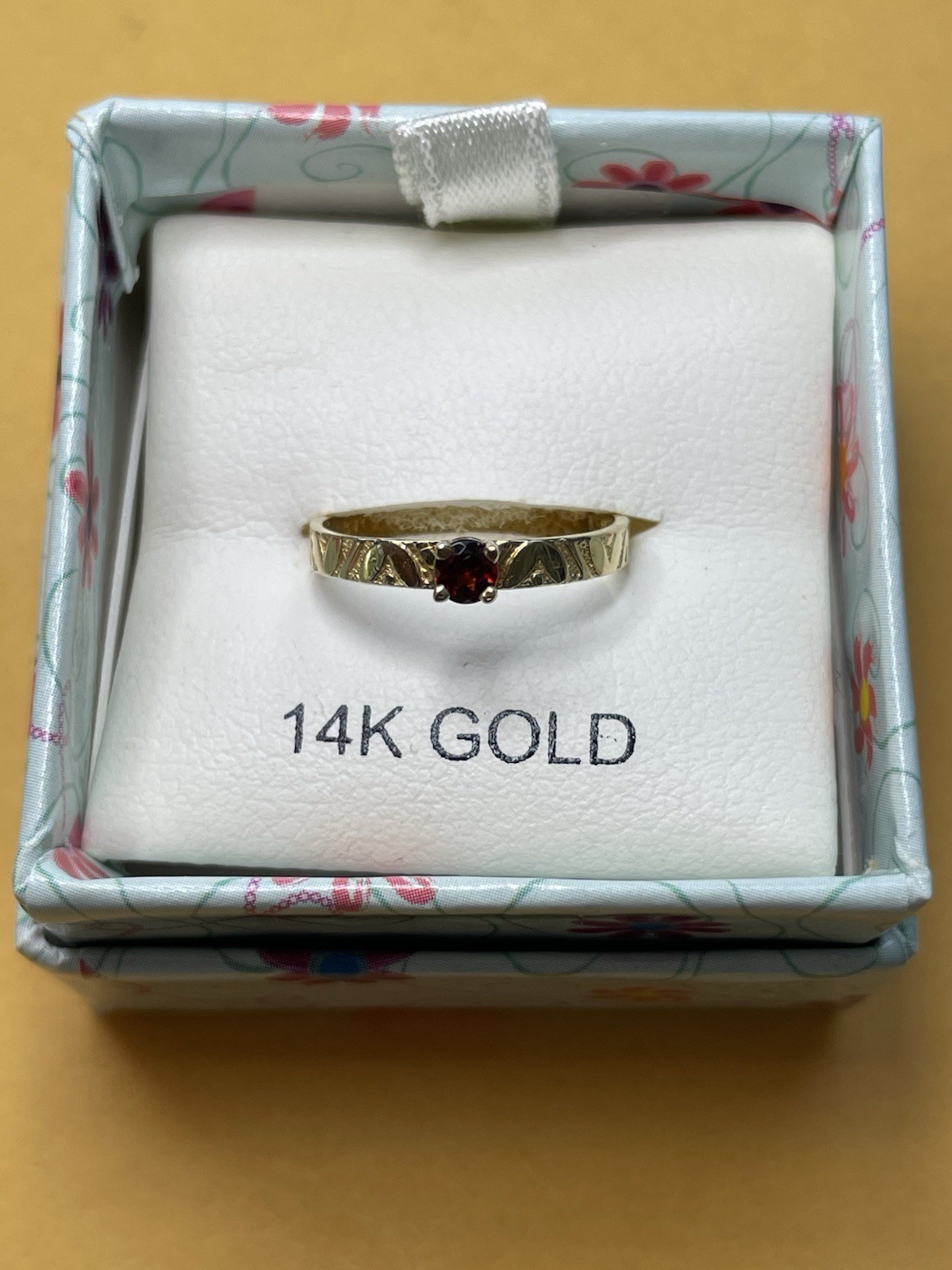 14K Gold Garnet Solitaire Ring Women’s Size 6 Engraved “BELLA 1-18-08” 0.5g