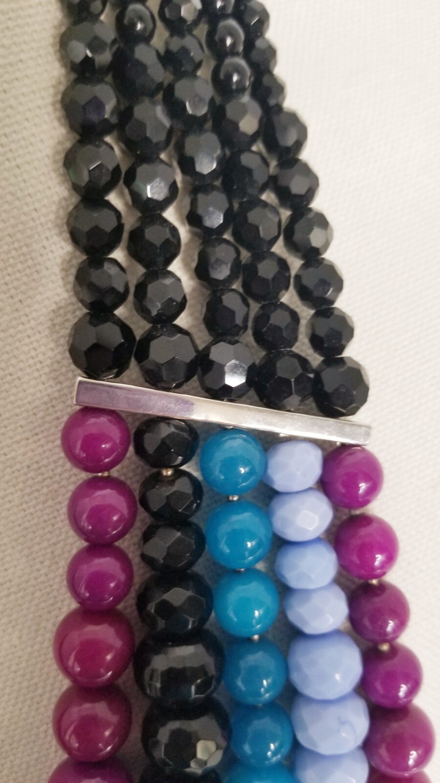Statement Designer Necklace Appartement a Louer Paris Faceted 5 Strand Beads