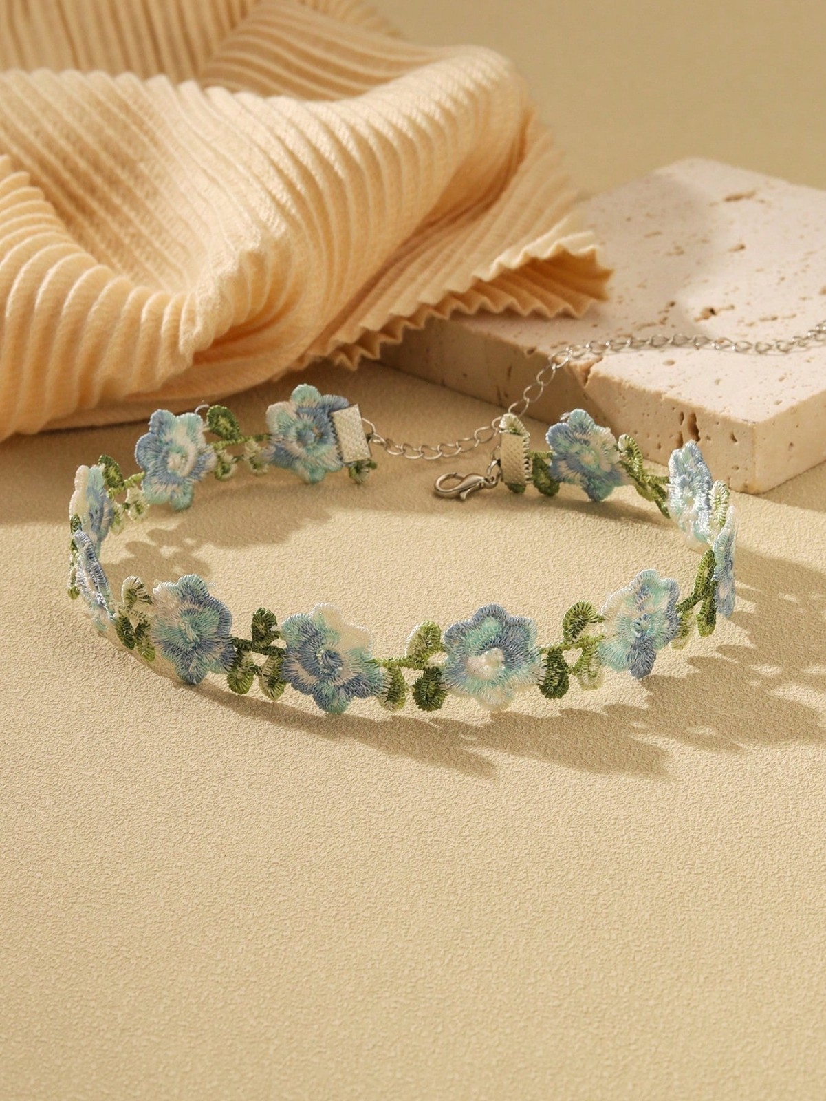 5PCS Choker for Women Multicolor Lace Velvet Choker Set Layered Classic Choker