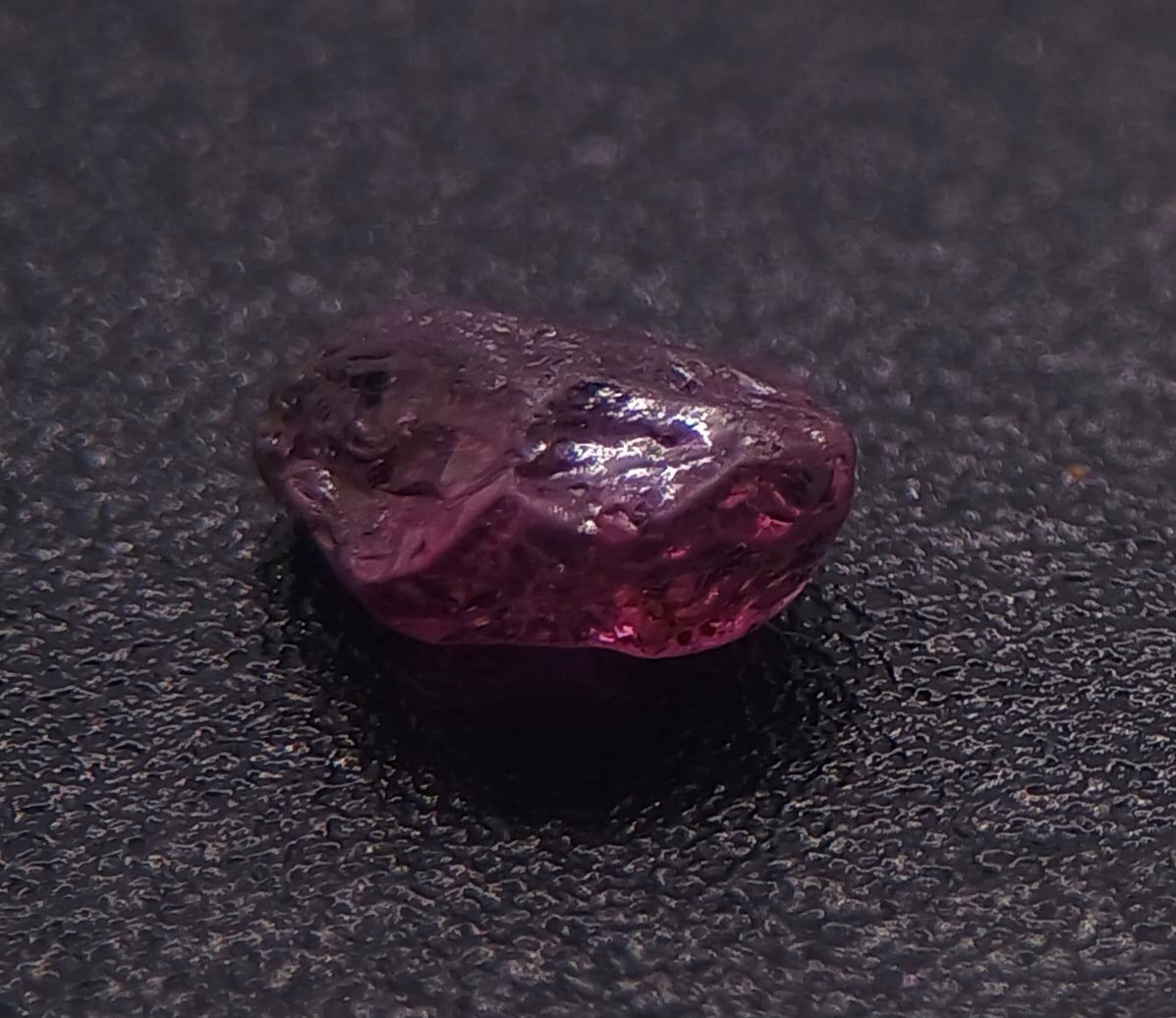 NATURAL AUSTRALIAN Rough Fancy Vivid Lavander Purple Sapphire 1.32ct Unheated G