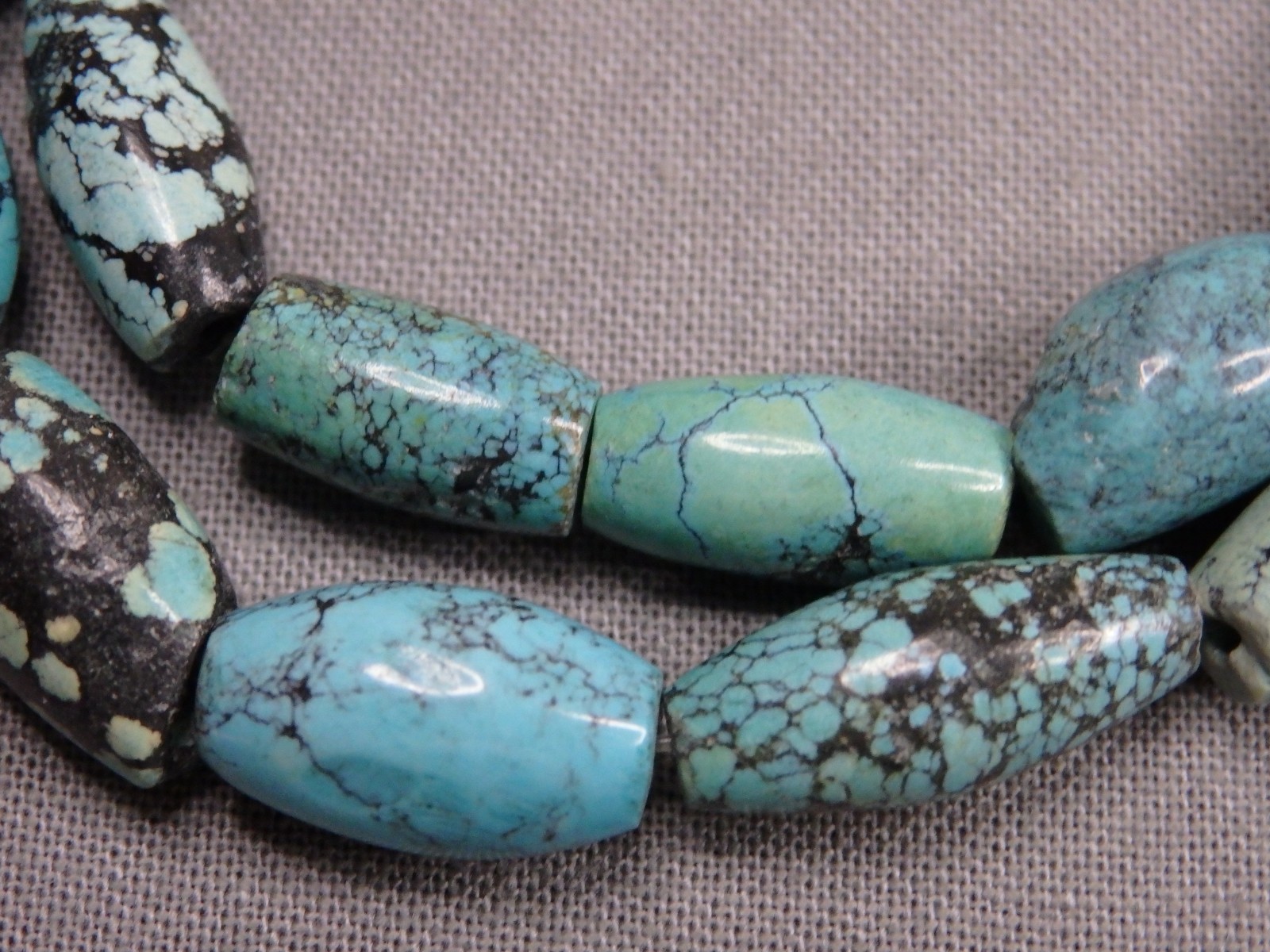 Vintage HUBEI TURQUOISE 12-16mm Long Rice Beads 15.5″ strand 150cts
