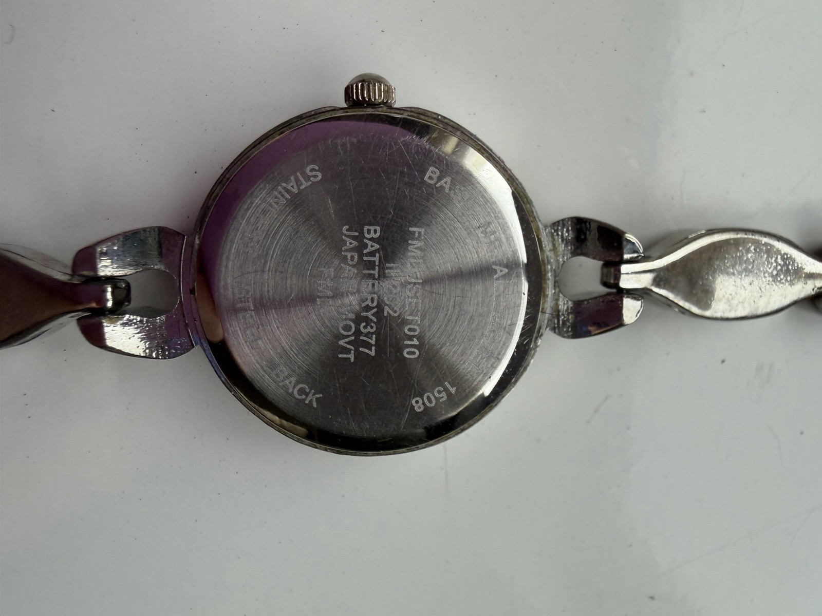 Vintage Silvertone Ladies Wristwatch/ 25mm Case Size/ Working/ New Battery