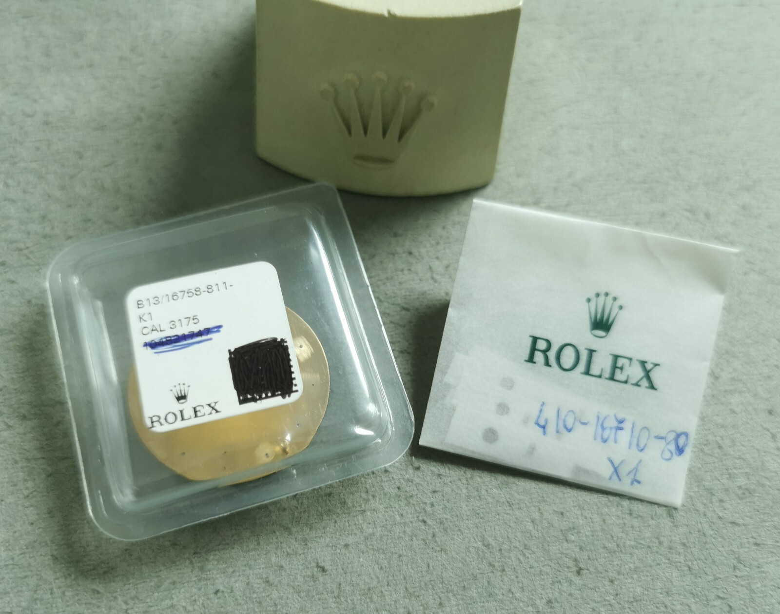 Rolex B13/16758-811-K1 Black dial Gmt Master 16700 complete hands set new