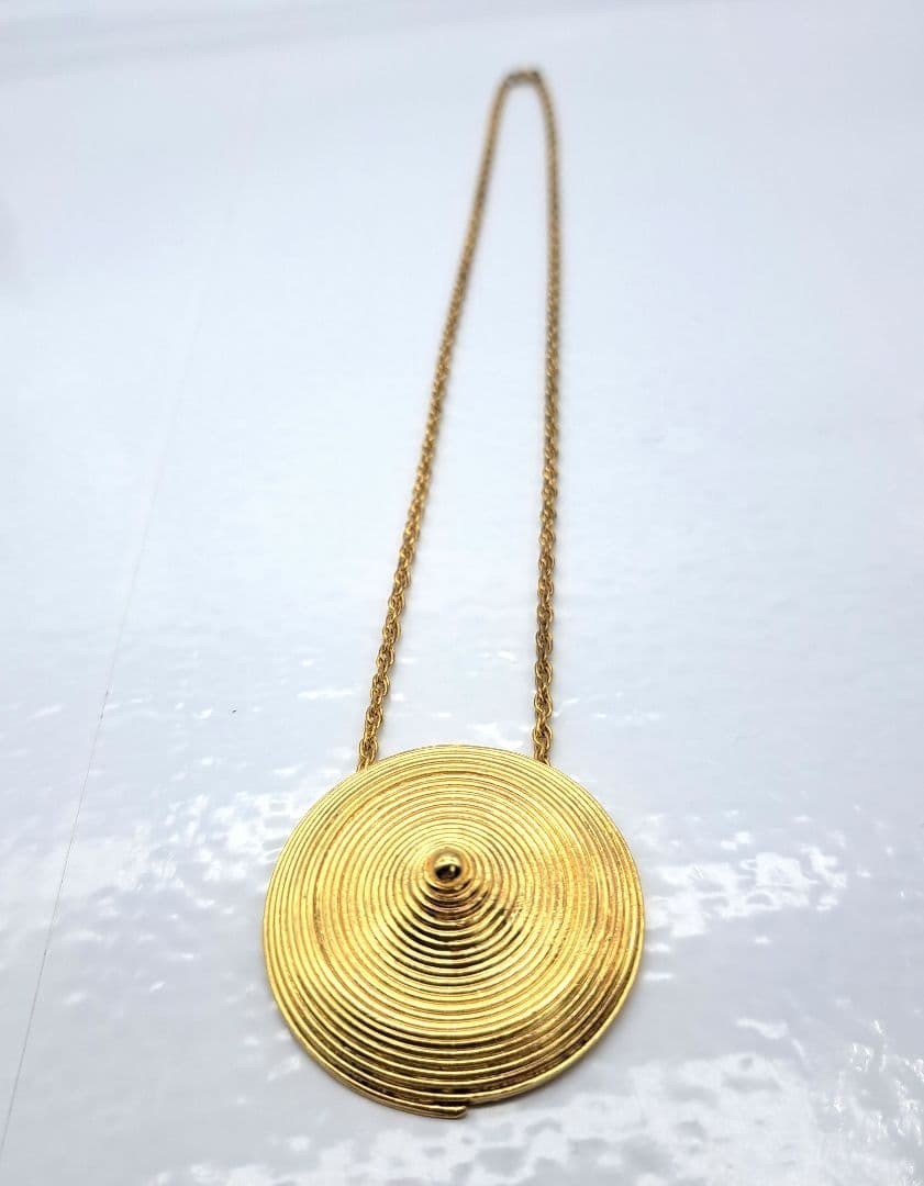 LANVIN PARIS Vintage Gold color Necklace Cone type