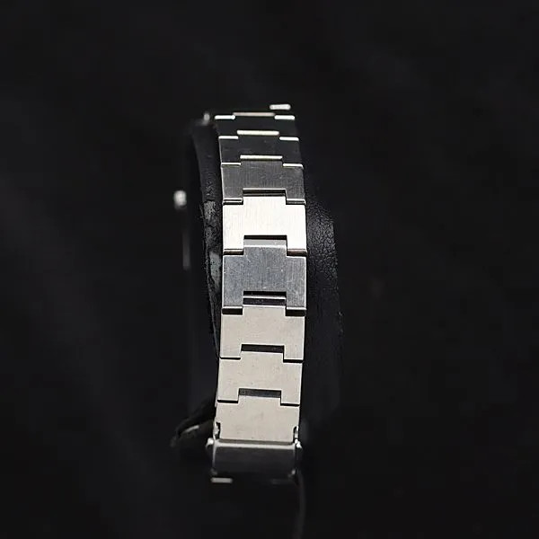 Working condition, excellent condition. Citizen Cross Sea 5930-H07855 Quartz Whi