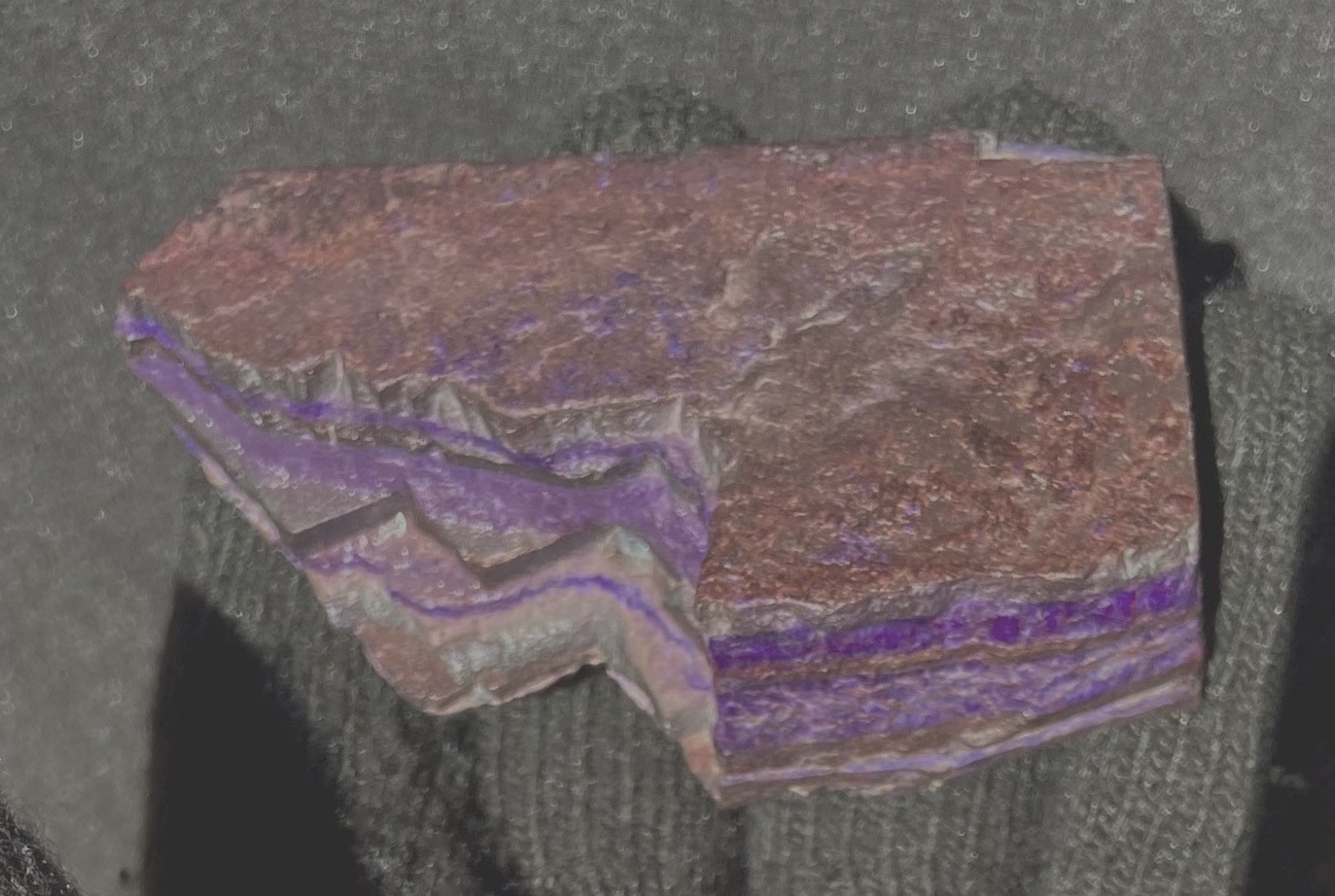 SUGILITE GEL VEINS in MANGANESE ORE LAYERED LARGE ROUGH 142 GRAMS- 5 Oz’s RSA