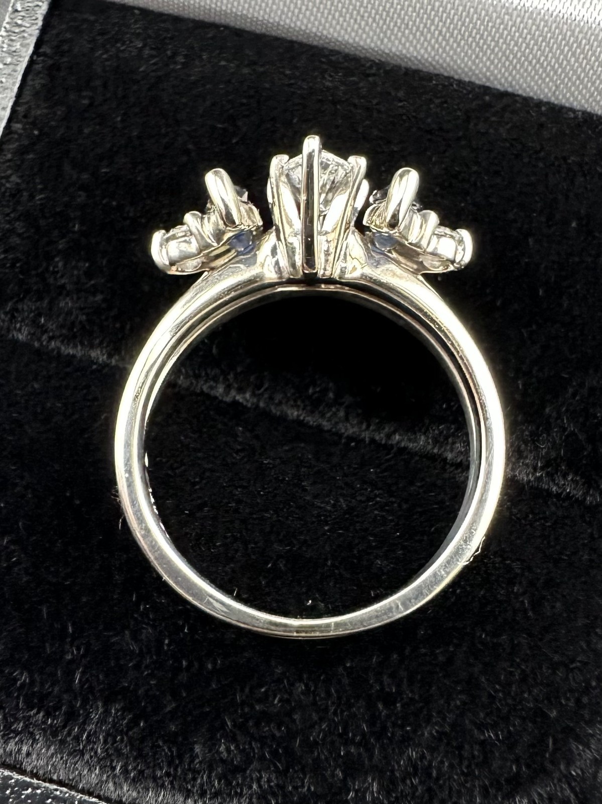14k White Gold 0.57ctw Marquise Diamond & Sapphire Accent Ring 2.80dwt