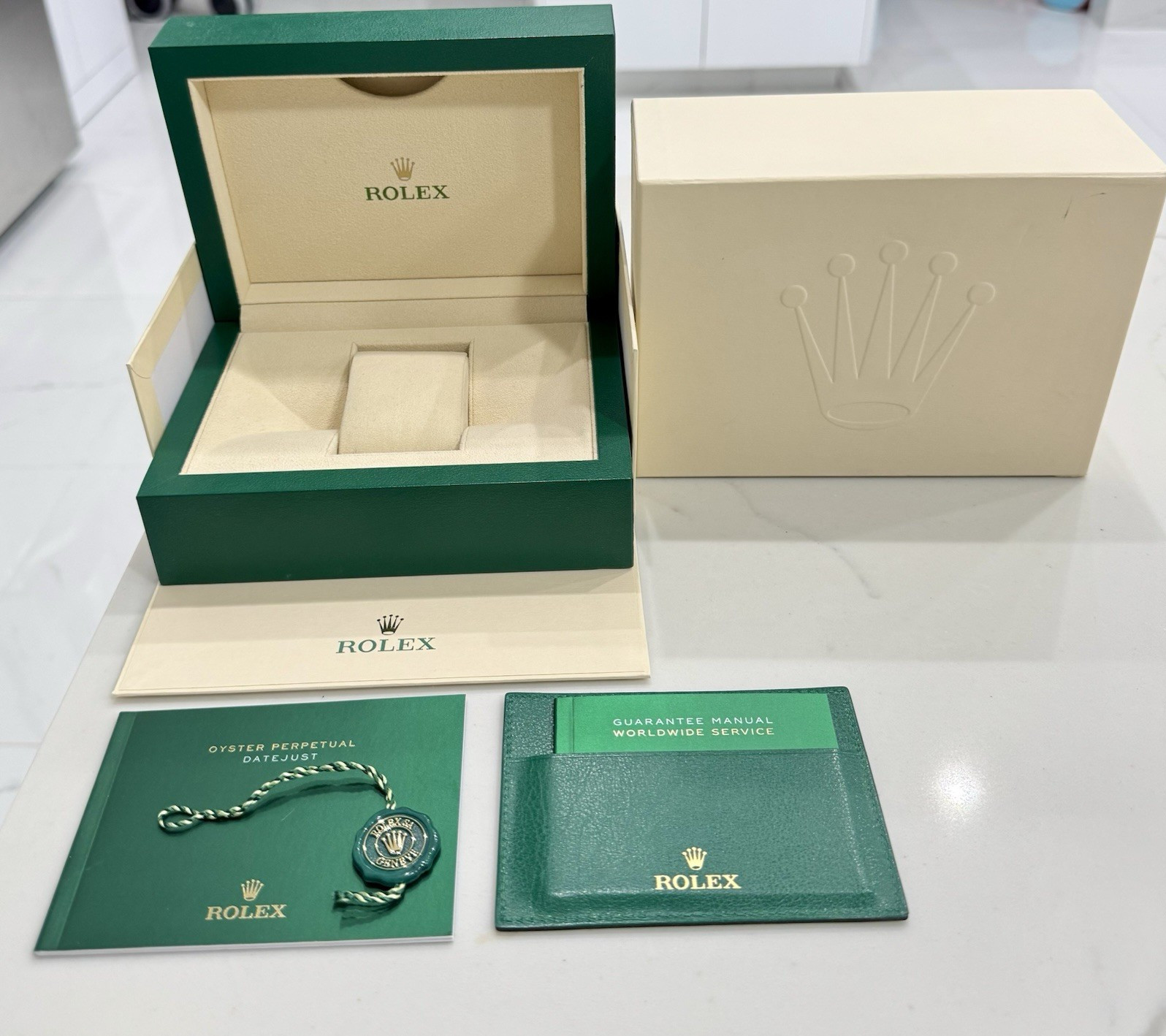 Authentic ROLEX Watch Box Datejust FULL SET 126233 126234 126200 126231 126203