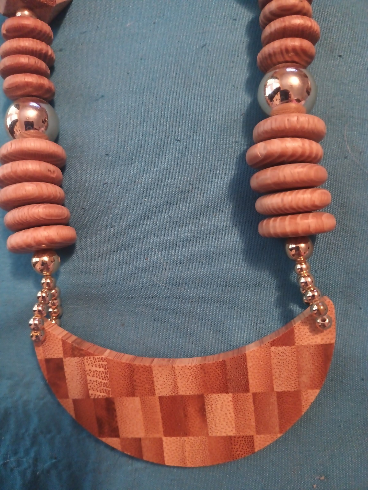 Vtg Wood Statement Chunky Bohemian Natural Brown Bib Necklace 26″ From The 80’s
