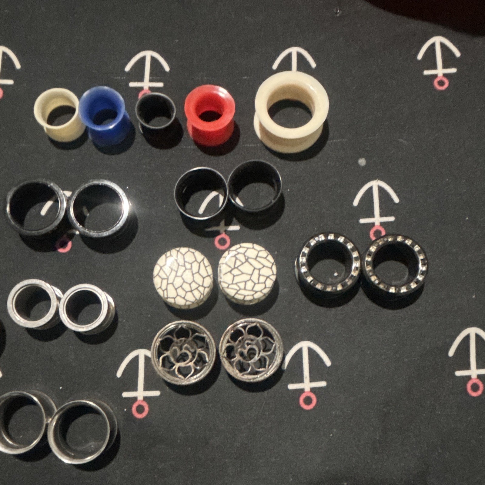 Mixed Lot Ear Plug & Tunnel Gauges Round Multicolor Acrylic Plastic Metal