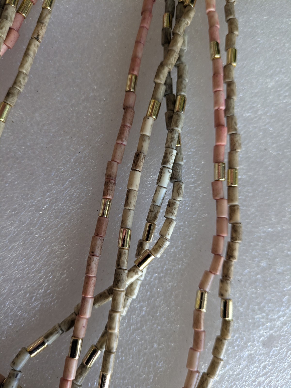 Vintage pink and gray beaded multi strand necklace circle box clasp gold