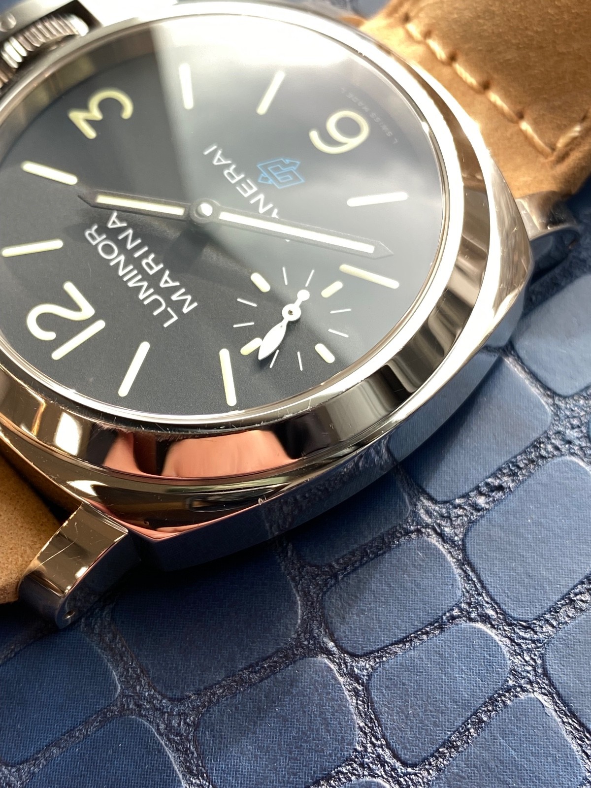 Panerai Luminor Marina 44mm Box and Papers Men Watch PAM00777 PAM777