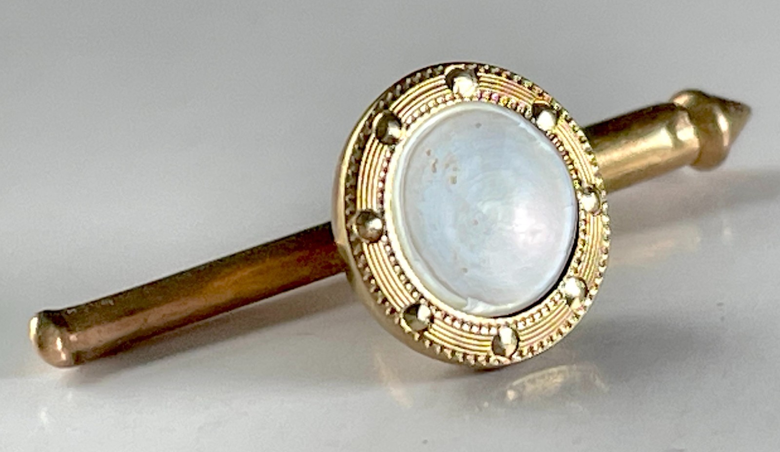 Pair of Antique 14K Gold Mother of Pearl Shirt Studs – Larter & Sons