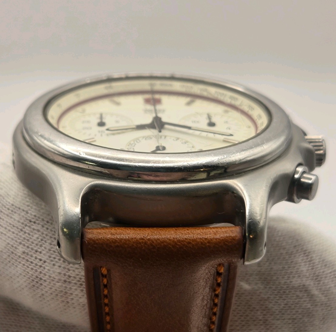 Vintage Victornox Swiss Army Officers Flyback Chronograph Mens Watch & Roll/Case