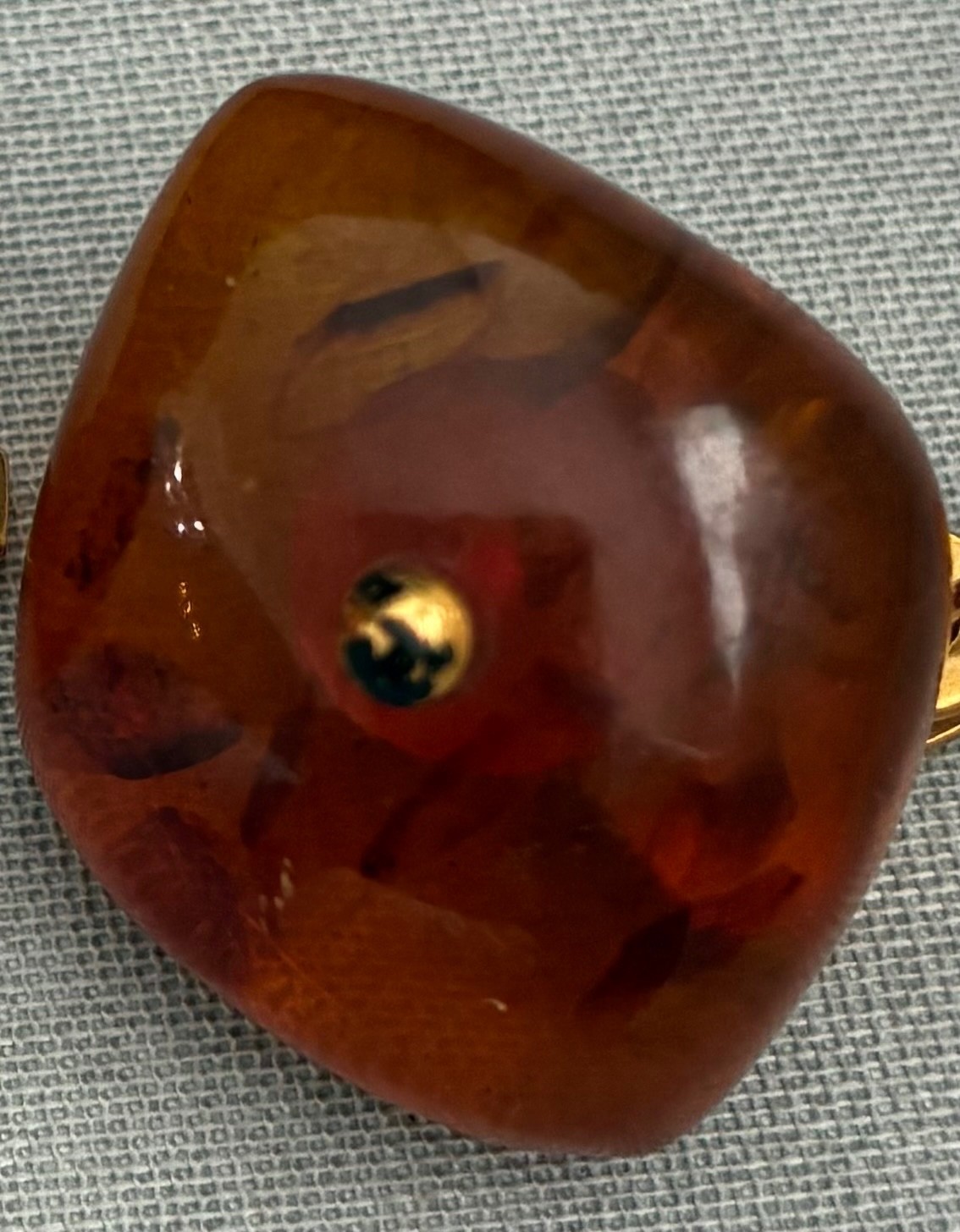 Vintage 1970s Soviet Baltic Amber Cufflinks – 3/4” Honey Amber, Gold‑Tone Metal