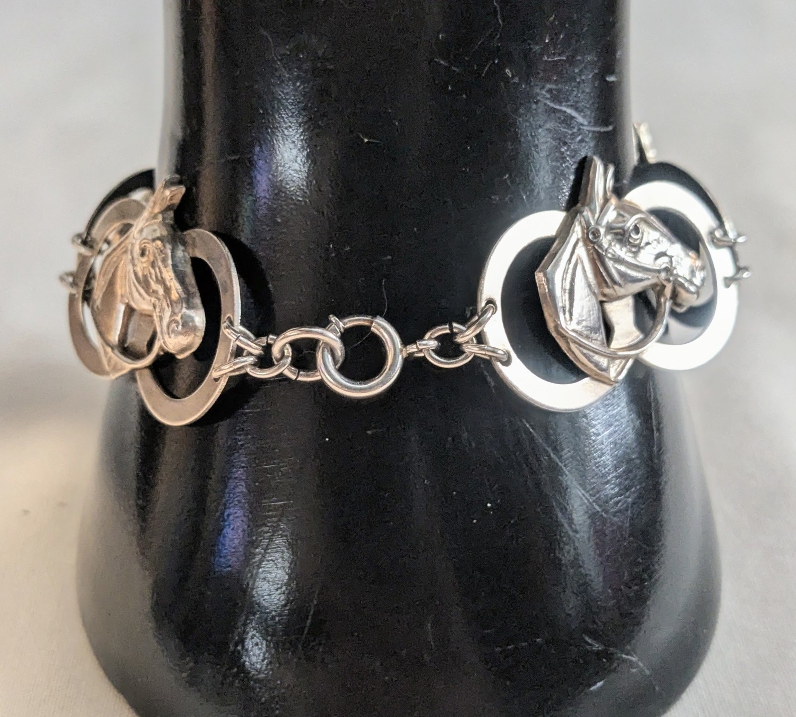 Vintage Sterling Silver Horse Head Links Bracelet 15.5gm 7.5 inches Long