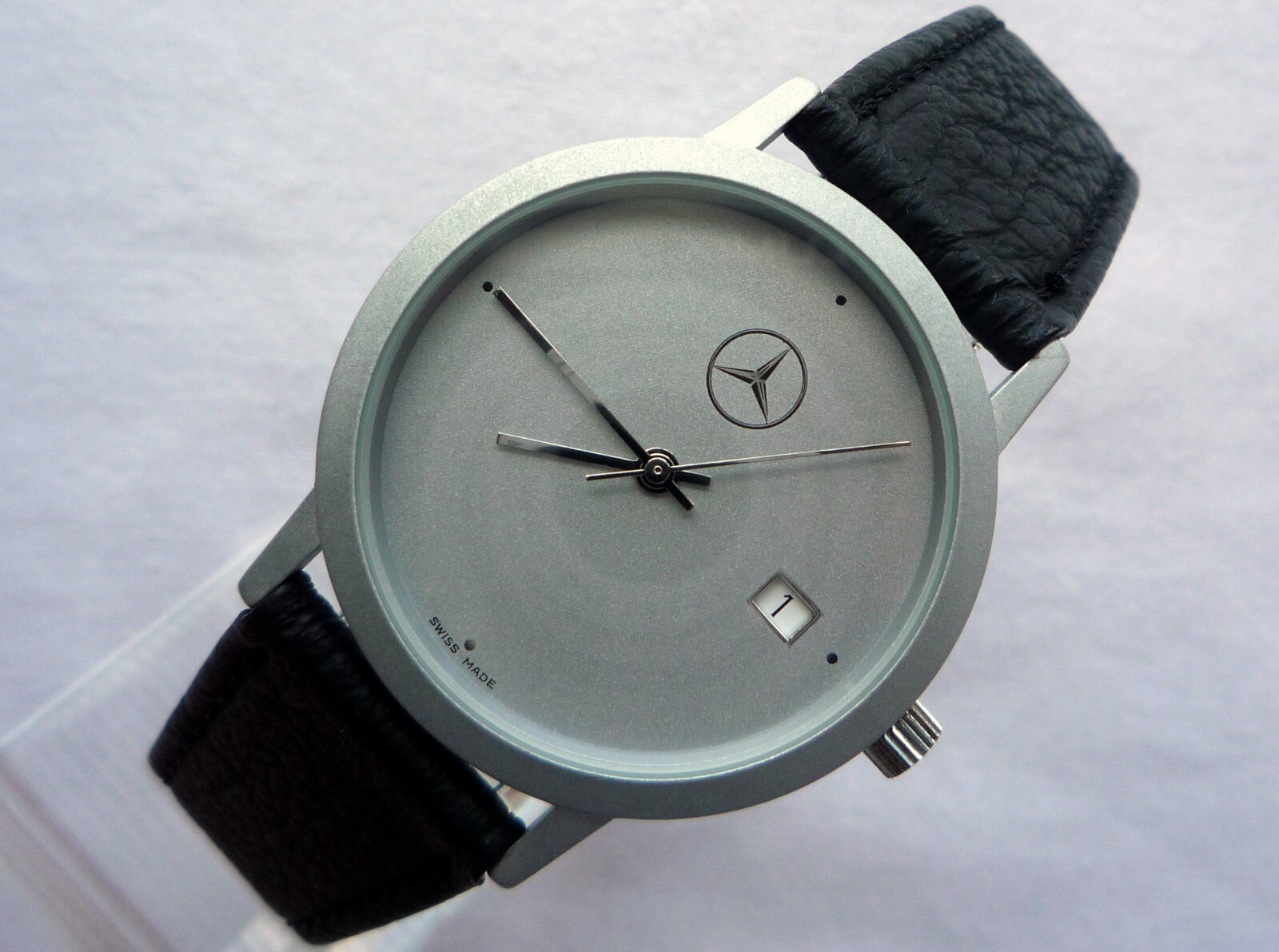 Mercedes Benz Vintage Classic Car Accessory Sport Basic Design Swiss Made Watch